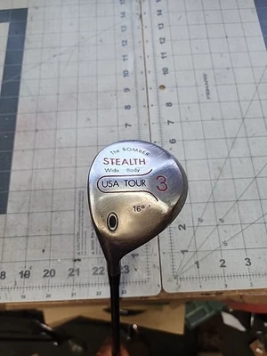 USA TOUR STEALTH CUERPO ANCHO 3 Madera The Bomber 16* LH Grafito Rígido Flex 43.5" Foto 1 de 4