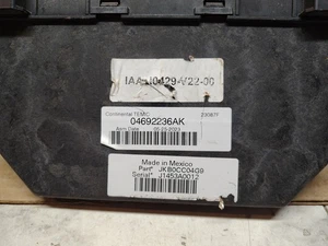 2008-09 Jeep TIPM Module and Fuse Box 04692236AK - Picture 1 of 11