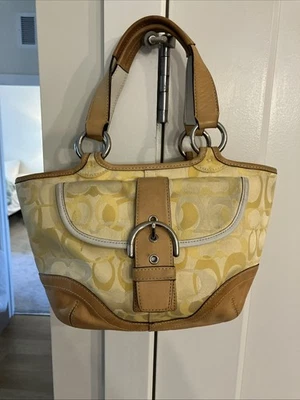 Bolso de Mano Coach Soho Amarillo Óptico Firma C Bolso de Hombro Y2K Raro De Colección Foto 1 de 4