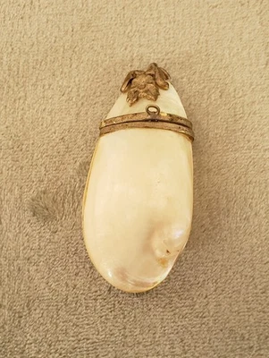 Antiguo mini monedero con caparazón de madreperla decoración de tocador Foto 1 de 4