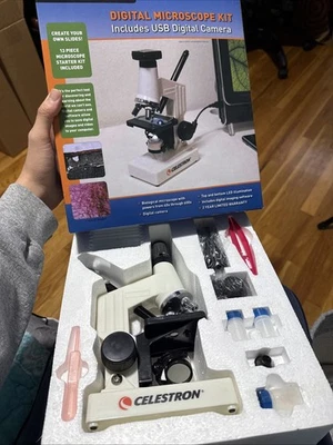 Digital Microscope 600x Celestron Digital Microscope Kit Model 44321 USB Camera - Image 1 of 4