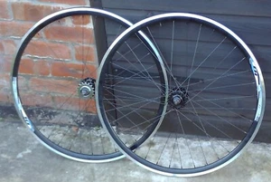RIGIDA DP18 BLACK 36h TRACK WHEELS, FIXED & FREEWHEEL,DT SPOKES, FLIP FLOP - Picture 1 of 11