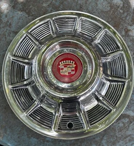 1957 Cadillac Hubcap UNMOLESTED, OEM, with plastic center, for a SHOW car - Picture 1 of 11