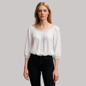 Blusa Brandy Melville Blanca Hombro Descubierto Volantes Cuello Manga 3/4 Top Talla Única/S - Imagen 1 de 8