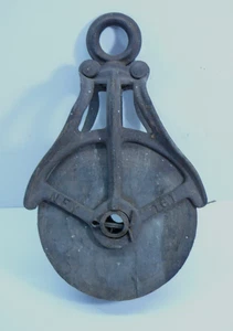 Antike Ney 161 Riemenscheibe Gusseisen Riemenscheibe Holzrolle Scheune Heu Riemenscheibe - Bild 1 von 6