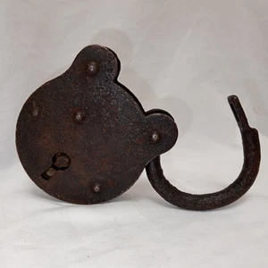 Antikes primitives handgeschmiedetes Eisen Vorhängeschloss & Schloss Schmiede SCHMIEDEMUSEUM - Bild 1 von 18