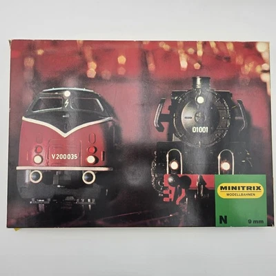 1969 Minitrix 9mm Train Carts & Track Set Made in Germany (Missing Main Train) - Image 1 of 4