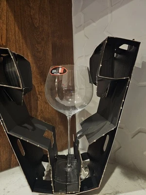 Riedel Superleggero Oaked Chardonnay Glass, Clear, Brand New In Box, Super Light - Image 1 of 4