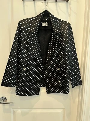 Chaqueta JOSEPH RIBKOFF Lunares Azul Marino y Blanco con 3. Botones con joyas talla 8 Foto 1 de 3