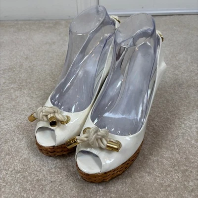 Tory Burch Blanco Charol Cuerda Detalle Cuña Punta abierta Talla 8.5 Foto 1 de 4