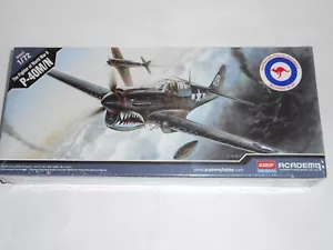 Academy Hobby WWII #12465 USA P-40 M/N. 1:72. New/sealed. Unassembled. Boxed - Picture 1 of 6