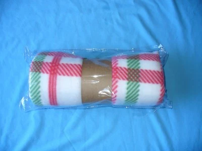 Nueva manta polar súper suave a cuadros roja y verde Navidad/vacaciones a cuadros Foto 1 de 4