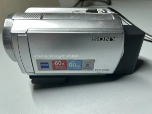 Sony Handycam DCR-SR68 Camcorder 80GB HDD 60x Optical Zoom Carl Zeiss Silver - Picture 1 of 7