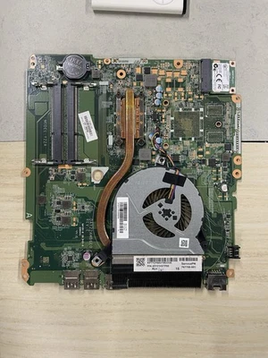 Carte Mère HP PAVILION 17-F003NF Y22A DAY22AMB6E0 REV: E  - Photo 1/2