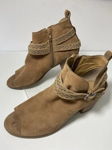 Lucky Brand Braxley Cuero Tacón al Tobillo Botas Zapatos Talla 8.5 Punta Abierta - Imagen 1 de 5