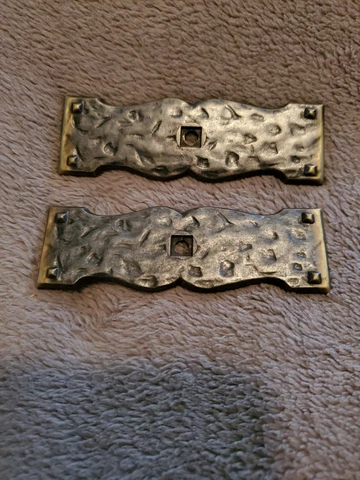 VINTAGE PAIR NATIONAL BACKPLATE DRAWER PULL ~ HAMMERED TEXTURED BRONZE ~ RETRO Cover