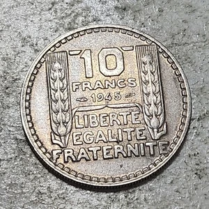 FRANCE 🇫🇷 TEN (10) FRANCS COIN 1945 (WARTIME) - Picture 1 of 2