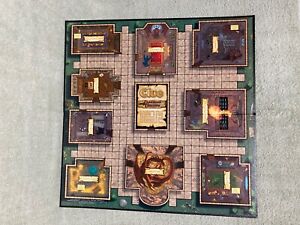 2001 Hasbro Clue Dungeons & Dragons Game Replacement Board Only Role Playing D&D