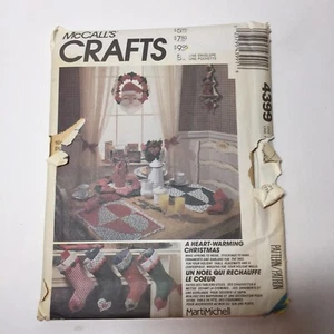 McCall's 4399 Heart Warming Christmas Apron Stocking Ornament Garland Placemats - Picture 1 of 3