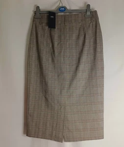 M&S Ladies grey check pencil skirt size 8 Long bnwt (A1080) - Picture 1 of 2
