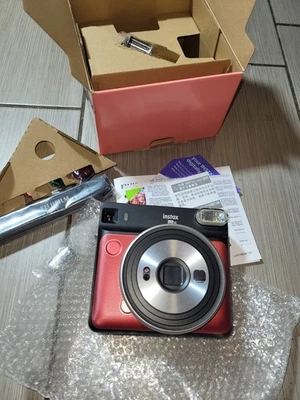 FUJIFILM INSTAX SQUARE SQ6 Instant Camera Ruby Red.  used - Image 1 of 4