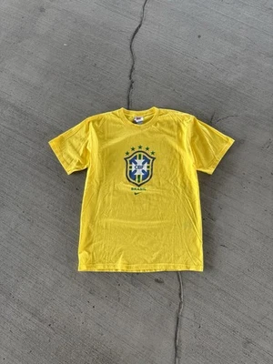 Nike Vintage 90’s Brazil Soccer Shirt Men Medium Rare 2000s Futbol Center Swoosh - Image 1 of 4