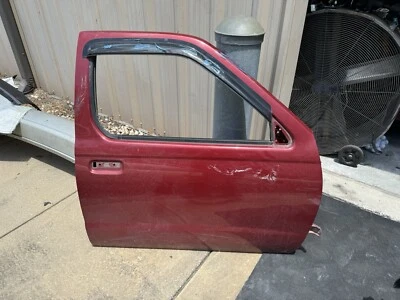 Корпус правой передней двери для пассажира Nissan Frontier King Cab 2004 без комплектации 2000-2004 - Изображение 1 из 3