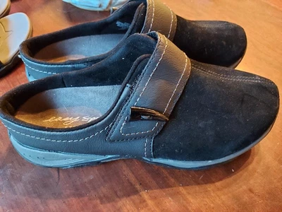 EASY SPIRIT Explore24 黑色麂皮绒懒人鞋穆勒鞋舒适鞋女式 8 码全新! — 第 1/4 张图片