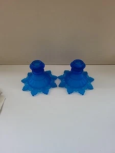 Vtg Westmoreland Electric Blue Satin Glass Ring & Petals Candle Stick Holders - Picture 1 of 10