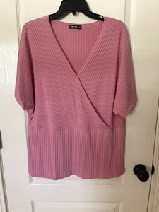 Shein Curve Womens Pullover Deep V-Neck Shirt Size 3XL Pink Short Sleeves New - Picture 1 of 5