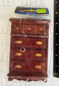 KLASSISCHE PUPPENSTUBEN MINIATUREN - KOMMODE - NEU *KOMBIVERSAND*🔥 - Bild 1 von 1