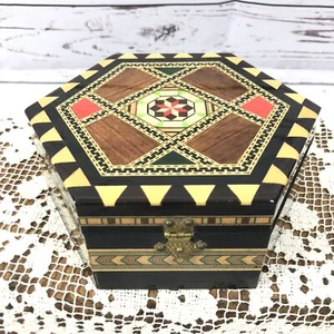 Vintage Hexagon Marquetry Lacquered Mosaic Wood Inlay Jewelry Box - Picture 1 of 12