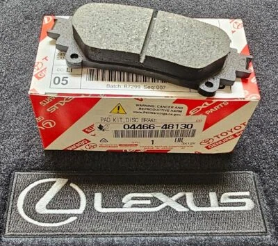 Juego de 4 pastillas de freno traseras originales Lexus 2010-2015 Lexus RX450h RX350 04466-48130 Foto 1 de 3