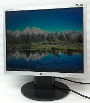 Lg Monitor 17" Flatron L1750s-sn VGA - Image 1 of 4