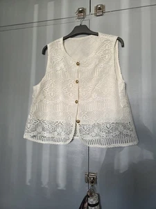 Ladies Lace Cream 2 Piece Suit Size 16 - Picture 1 of 5