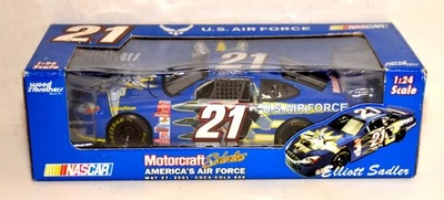 Equipo Calibre NASCAR #21 ELLIOTT SADLER U.S. AIR FORCE - Escala 1/24 - 2001 - Nuevo Foto 1 de 4