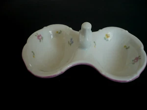 Salz-und Pfeffer Gefäß aus Porzellan alt, weiß mit Blümchen M Z Czechoslovacia - Bild 1 von 6