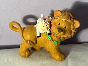 Christmas ornament Carlton Cards Peace Be With You Lion & Lamb OH8898 - Picture 1 of 5