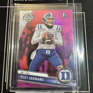 Riley Leonard 2023 1st Bowman Chrome U Pink Refractor #6 - Duke Blue Devils - Picture 1 of 2