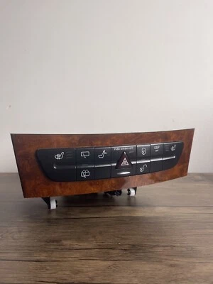 MERCEDES BENZ E-CLASS W211 CD ЧЕЙНДЖЕР (2116800572) - Изображение 1 из 4