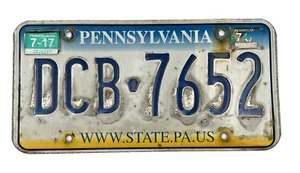 Etiqueta de matrícula de Pennsylvania — DCB-7652 WWW.STATE.PA.US 2017 Keystone LEER - Imagen 1 de 2