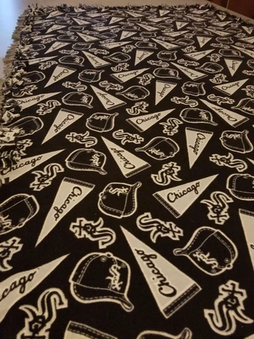 Chicago White Sox Fleece Tied Blanket  New, Homemade Black w/Gray Cover