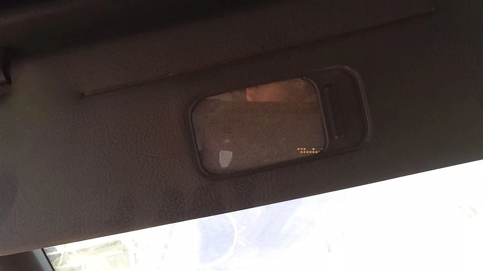 323I      1998 Sun Visor 30254171 - Imagem 1 de 4