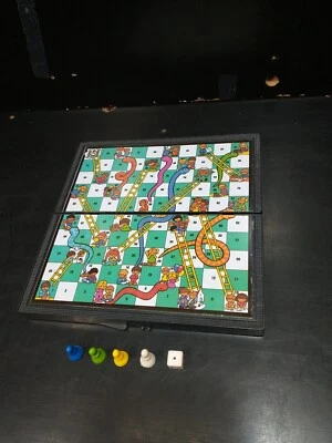 Juego de Viaje Bolsillo Magnético Serpientes y Escaleras Vintage *ver descripción* Usado Foto 1 de 4