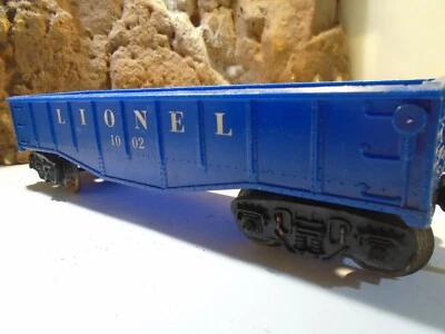 LIONEL O & 027 GA. VINTAGE LIONEL BLUE  GONDOLA 1002               5-201-5 - Image 1 of 4
