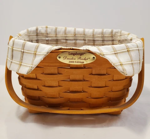 Longaberger Dresden Basket 2000 Edition metal badge on front, plaid liner, inser Cover
