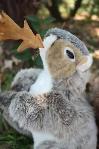 🌰 Folkmanis Puppets Realistic Gray Squirrel Hand Puppet holding acorn plush toy - Picture 1 of 10