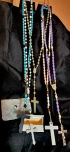 Vintage Lot 5 Rosary Beads Necklace & 2 Cases Multicolor Religious - Picture 1 of 10