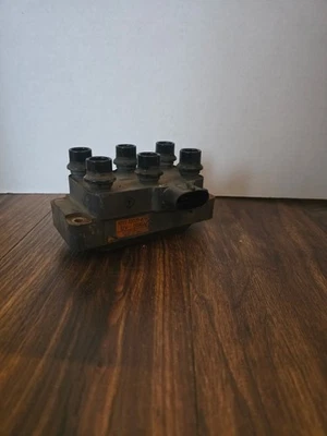 1990-2010 Ford Ranger 4.0L Ignition Distribuitor Coil Igniter Pack  - Image 1 of 4