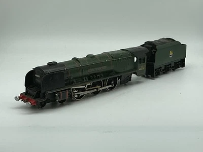 T718 Hornby Dublo 3 Rail Duchess of Montrose Green 46232 PLAYWORN UNTESTED - Image 1 of 4